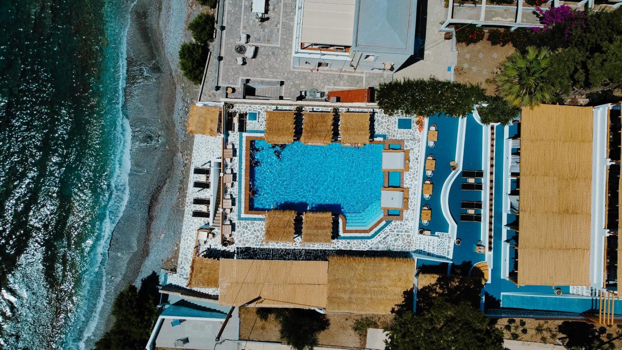 Spongia Hotel Suites & Spa Миртеа Экстерьер фото