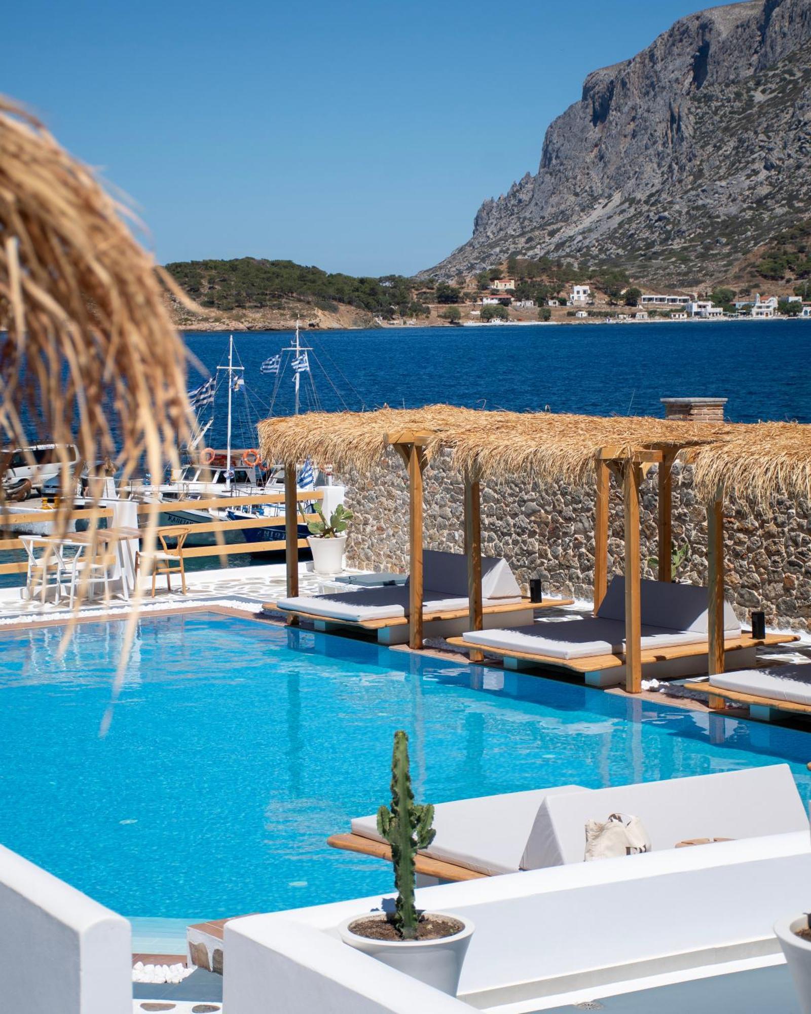 Spongia Hotel Suites & Spa Миртеа Экстерьер фото