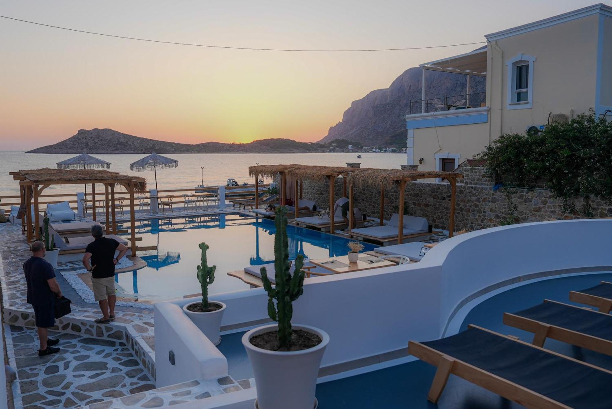 Spongia Hotel Suites & Spa Миртеа Экстерьер фото