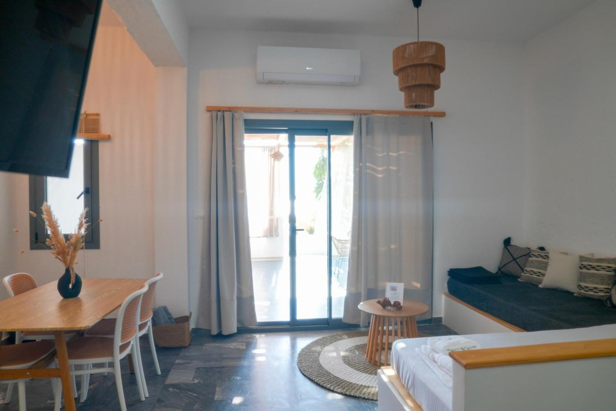 Spongia Hotel Suites & Spa Миртеа Экстерьер фото